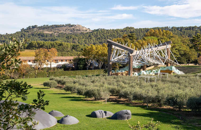 chateau la coste provence pavillion