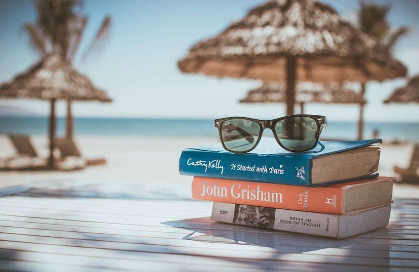 book holiday south france