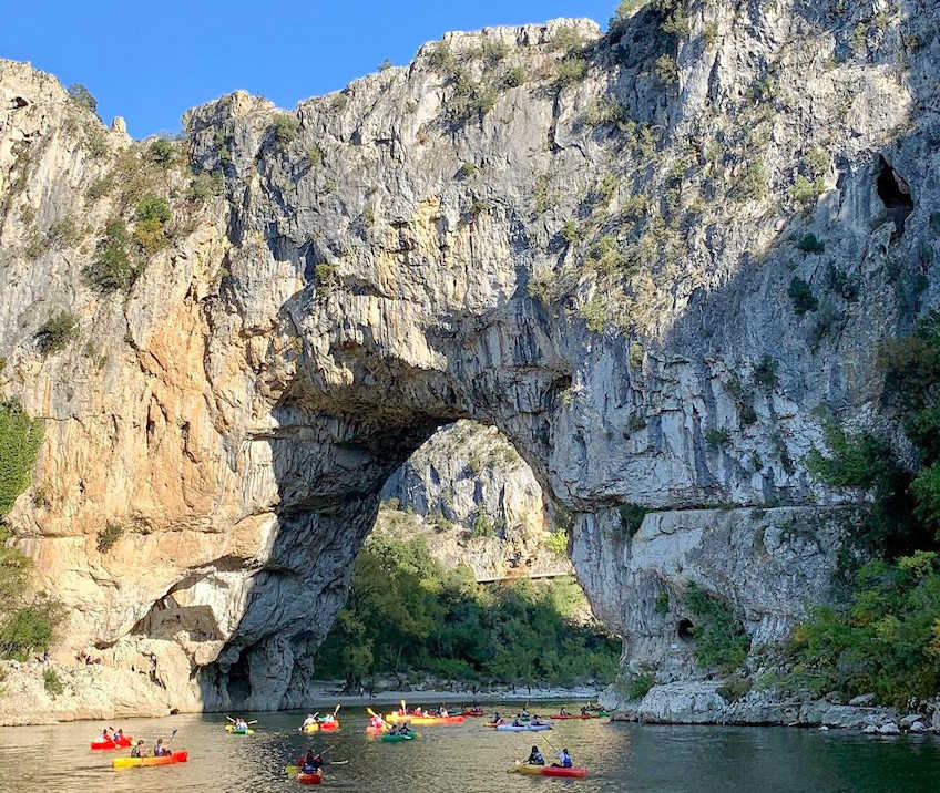 canoeing pont d arc france