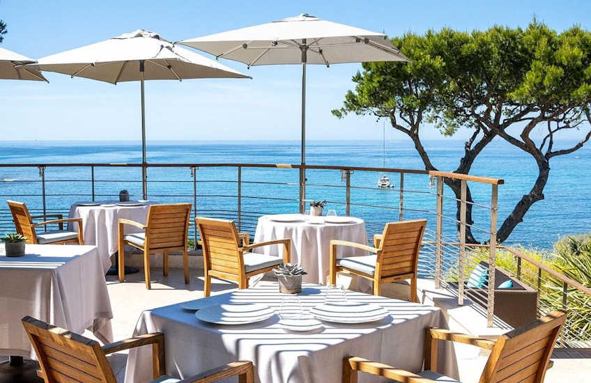 10 Best beach bars & restaurants in South France for 2021