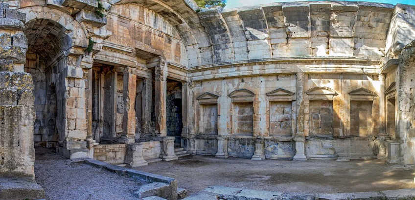 nimes temple diana